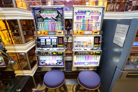 celebrity cruise casino free play